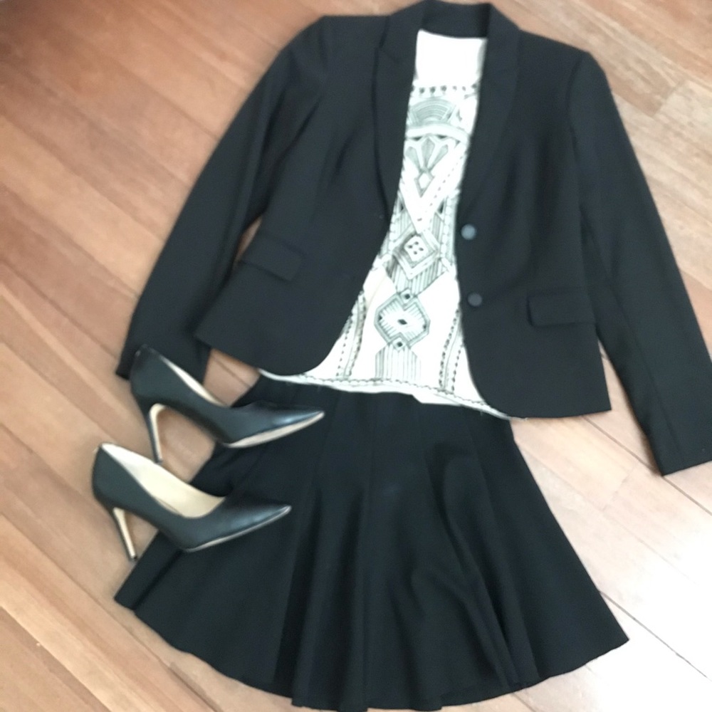 🔶5 for $25🔶 Airy As Ever Sleeveless Blouse - Picture 7 of 9